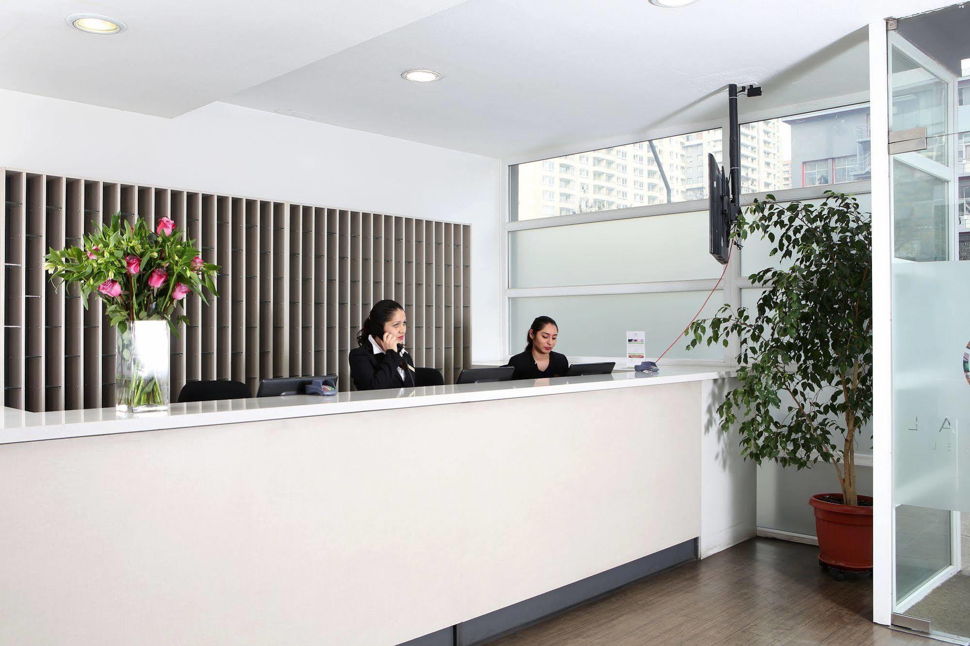Hotel Capital San Pablo サンティアゴ エクステリア 写真